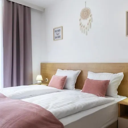 Pirin Sense Gorgeous - - Free Parking Apartment