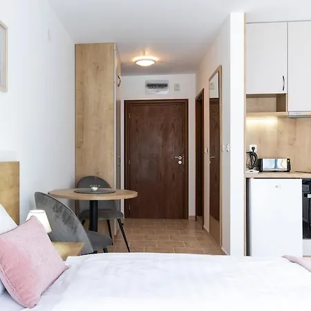 Apartment Pirin Sense Gorgeous - - Free Parking